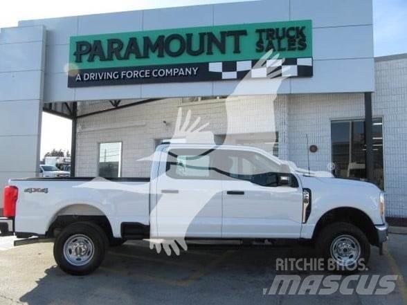 Ford F250 Építőipar - Egyebek