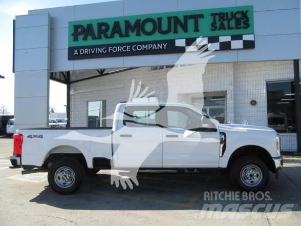 Ford F250 Építőipar - Egyebek