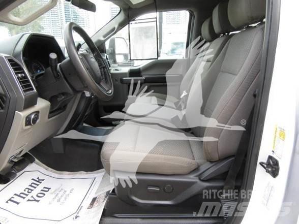 Ford F350 Építőipar - Egyebek