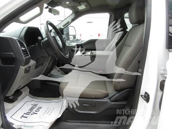 Ford F350 Építőipar - Egyebek