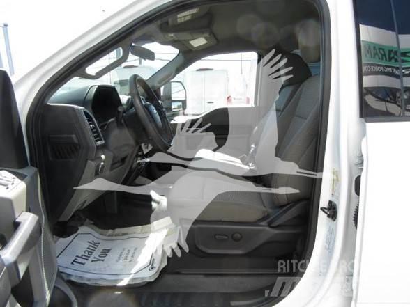 Ford F350 Építőipar - Egyebek