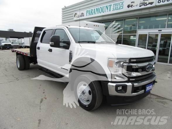 Ford F550 Platós / Ponyvás teherautók