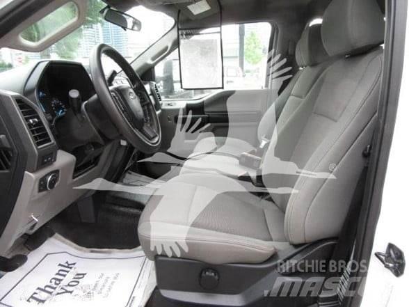 Ford F550 Billenő teherautók