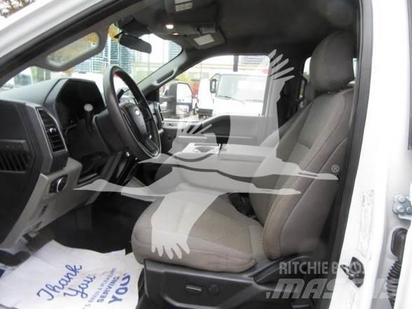 Ford F550 Építőipar - Egyebek