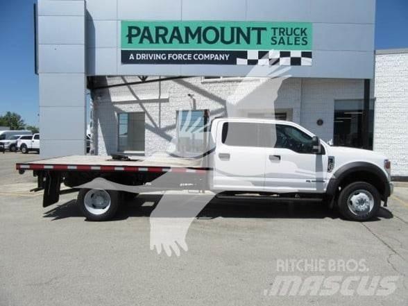 Ford F550 Platós / Ponyvás teherautók