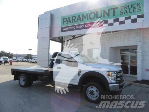 Ford F550 Platós / Ponyvás teherautók