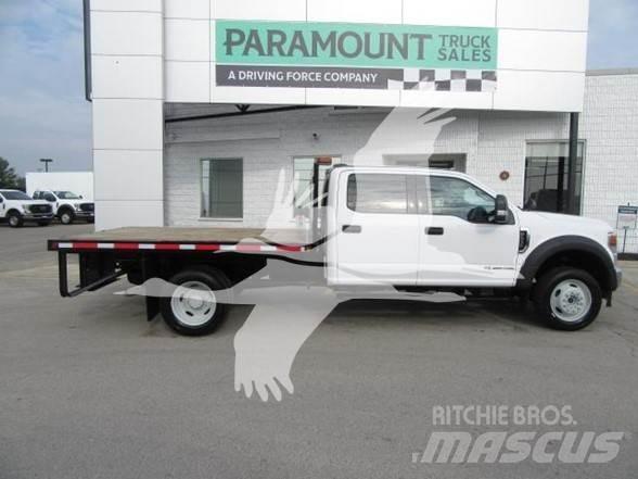 Ford F550 Platós / Ponyvás teherautók