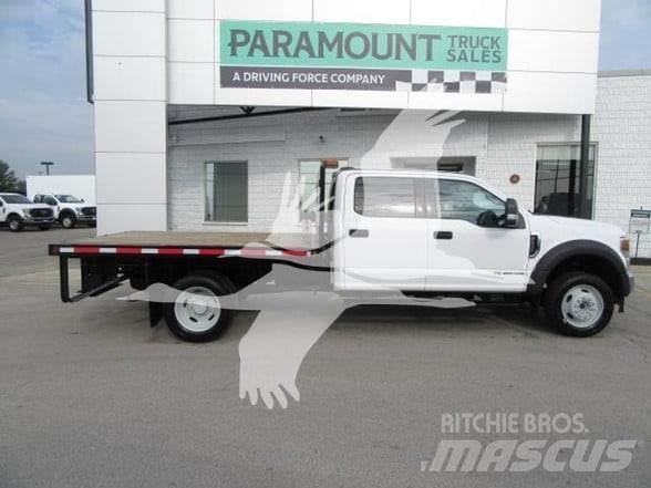 Ford F550 Platós / Ponyvás teherautók