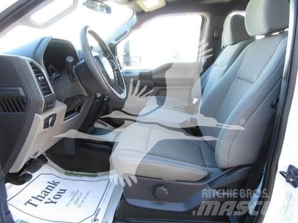 Ford F550 Billenő teherautók