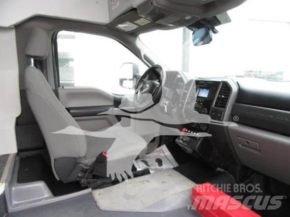Ford F550 Építőipar - Egyebek