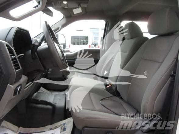 Ford F550 Billenő teherautók