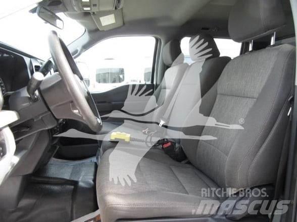 Ford F550 Billenő teherautók