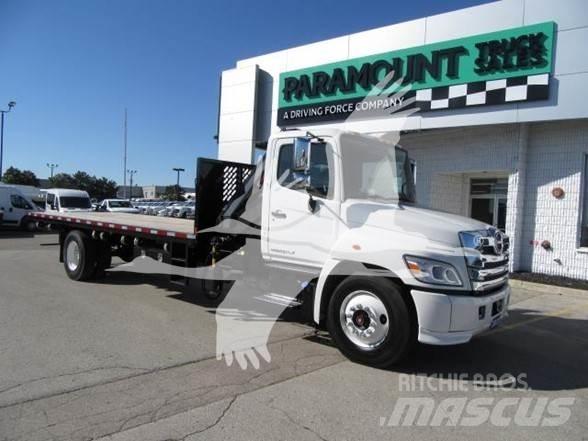 Hino L7 Platós / Ponyvás teherautók