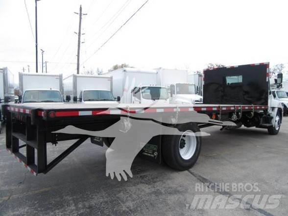 Hino L7 Platós / Ponyvás teherautók