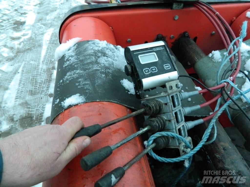 Carraro RF 89 Göngyölő gépek
