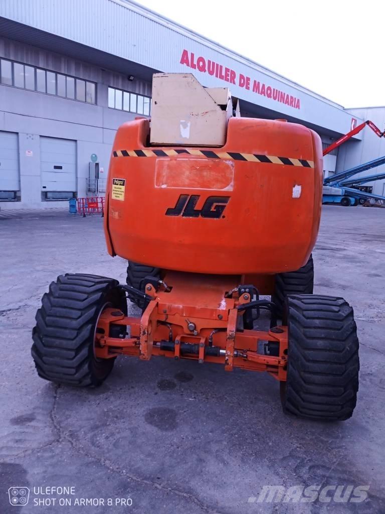JLG 450 AJS II Karos emelők