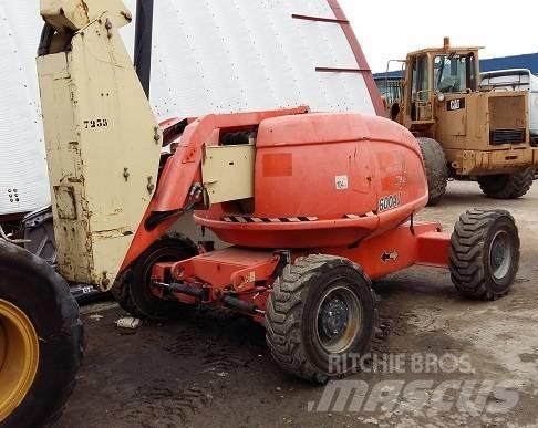 JLG AJ 600 Kompakt önjáró emelők