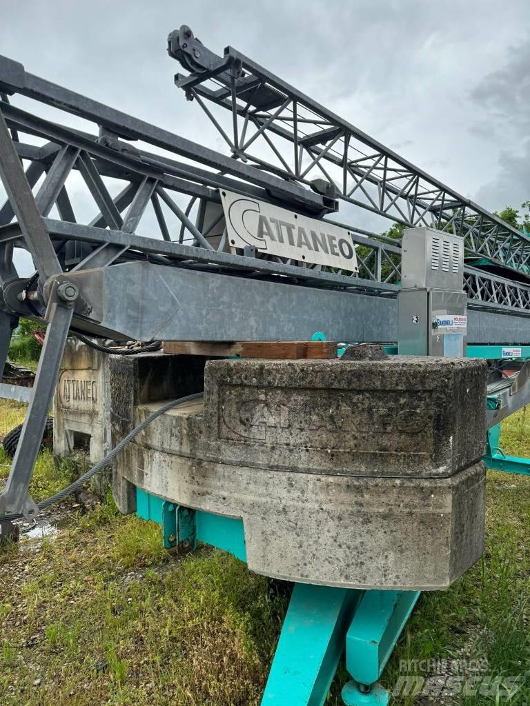 Cattaneo 61B Önszerelő toronydaruk