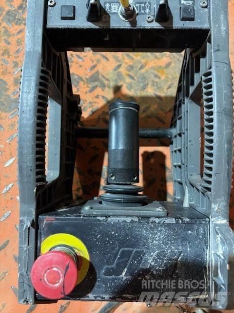 JLG ES3246 Ollós emelők