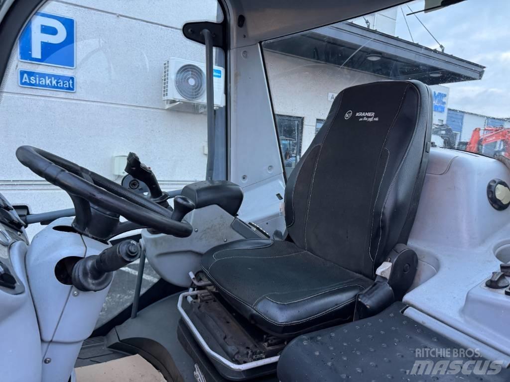 Kramer 680 Gumikerekes homlokrakodók