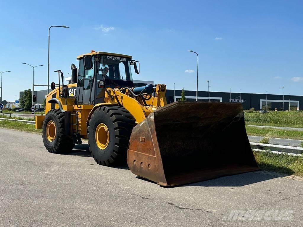 CAT 966H Gumikerekes homlokrakodók