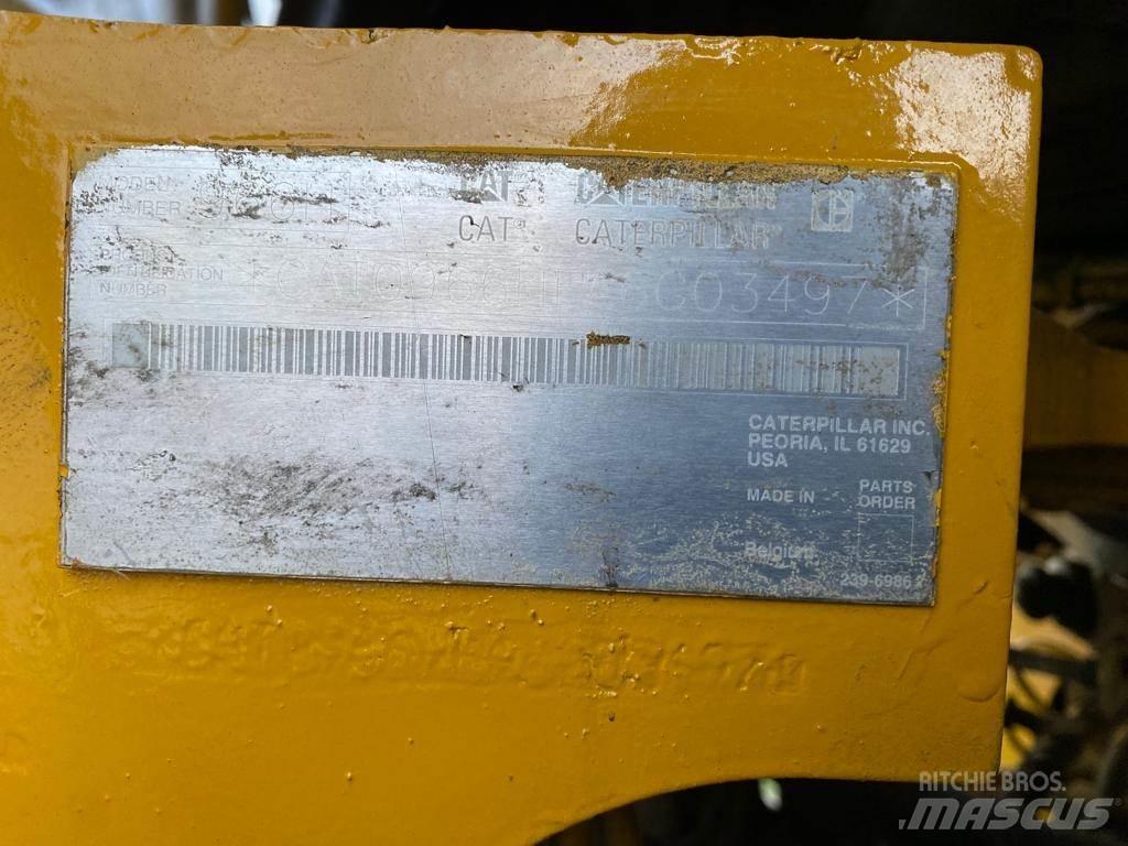 CAT 966H Gumikerekes homlokrakodók