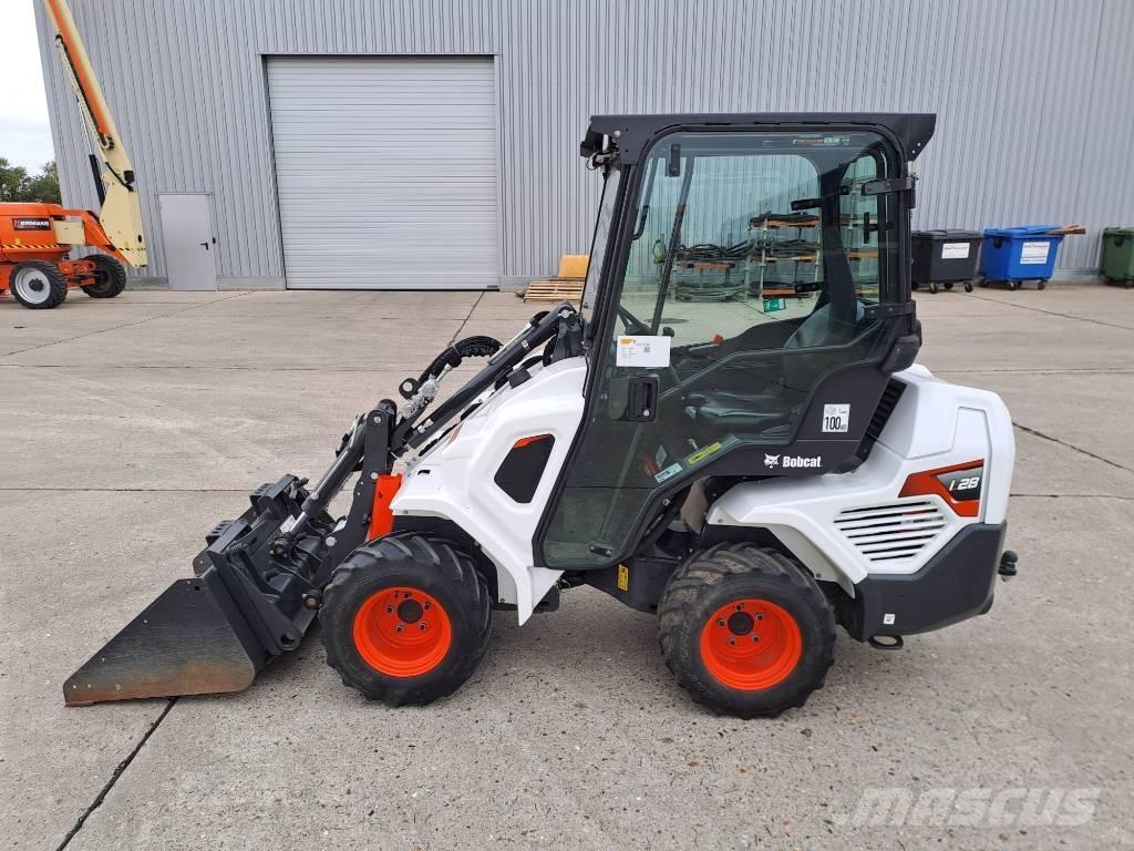 Bobcat L28 Gumikerekes homlokrakodók