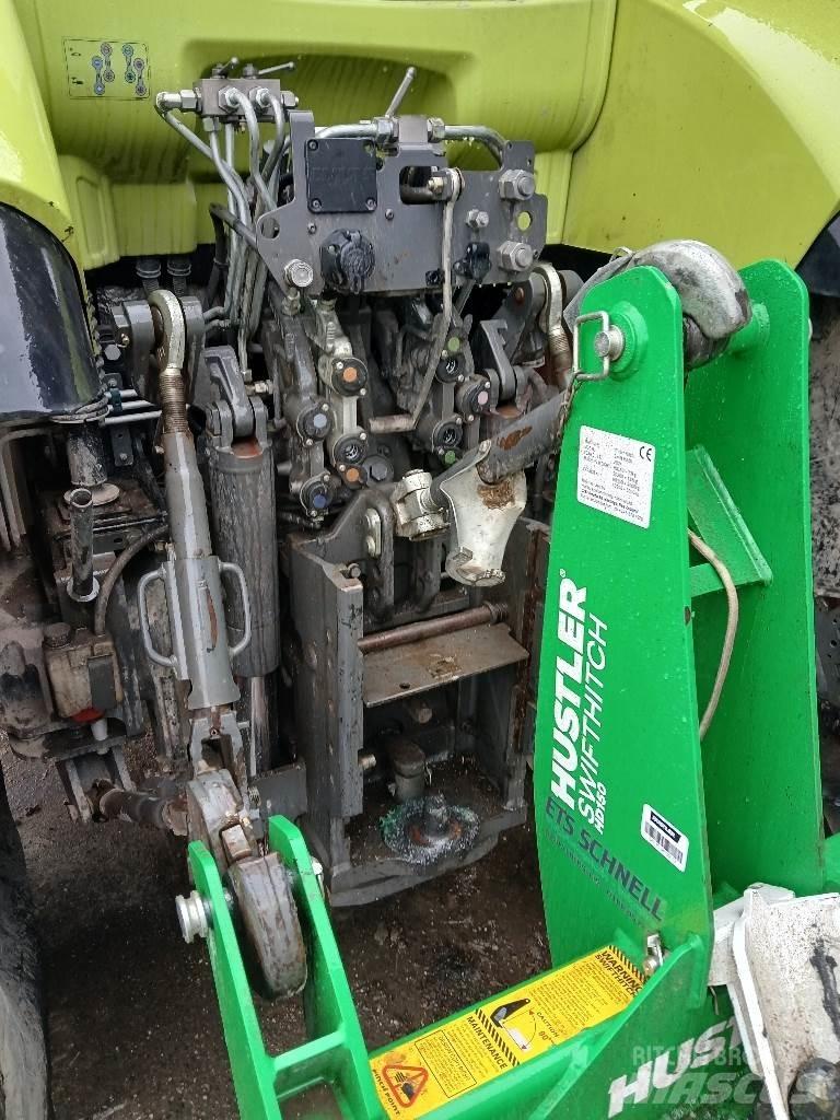CLAAS ARION 630 Traktorok