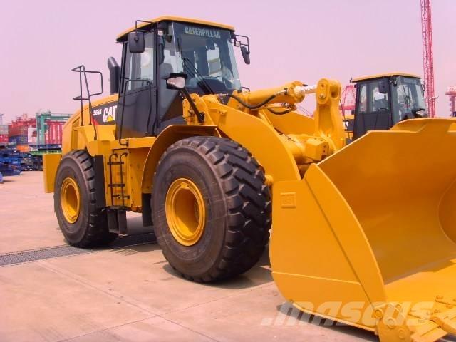CAT 966H Gumikerekes homlokrakodók