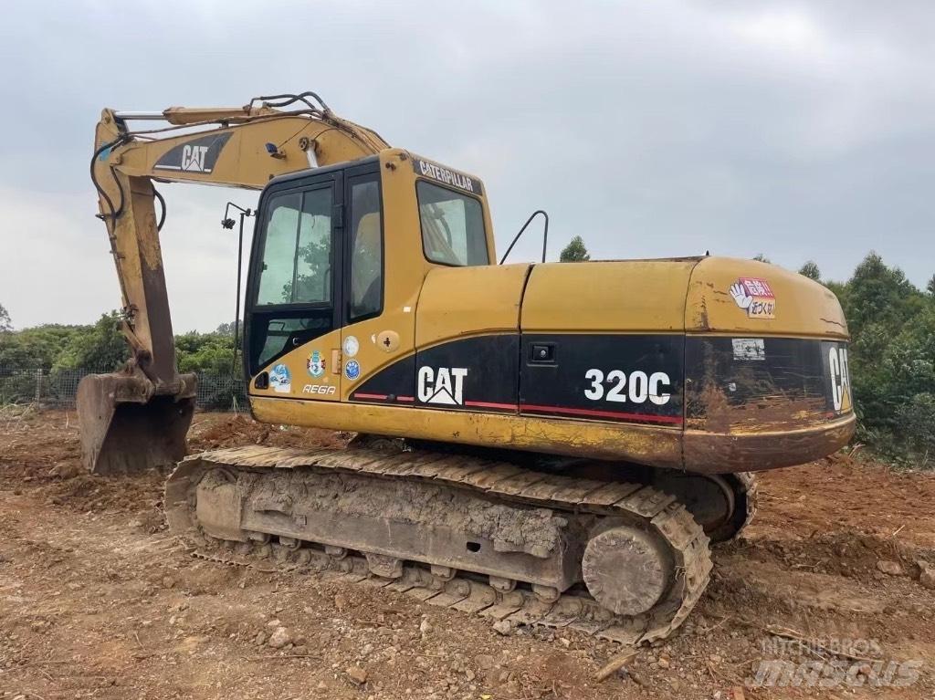 CAT 320 C Lánctalpas kotrók