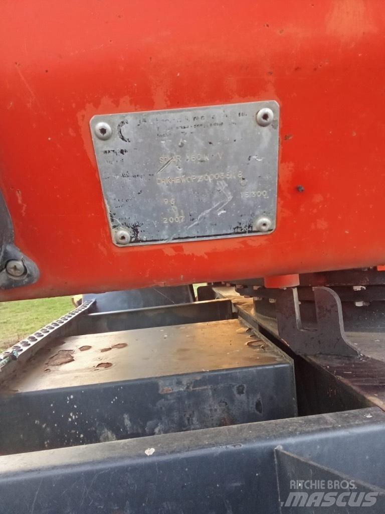 Doosan Solar 160 W V Gumikerekes kotrók