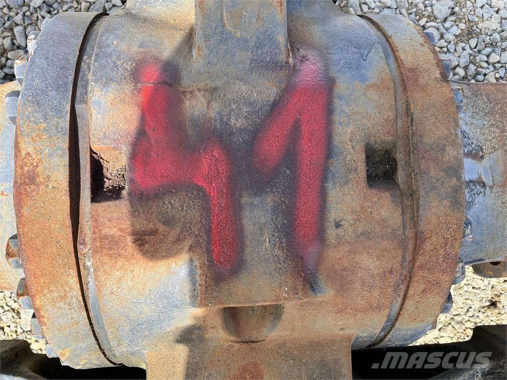 Komatsu 941.1 Váltók