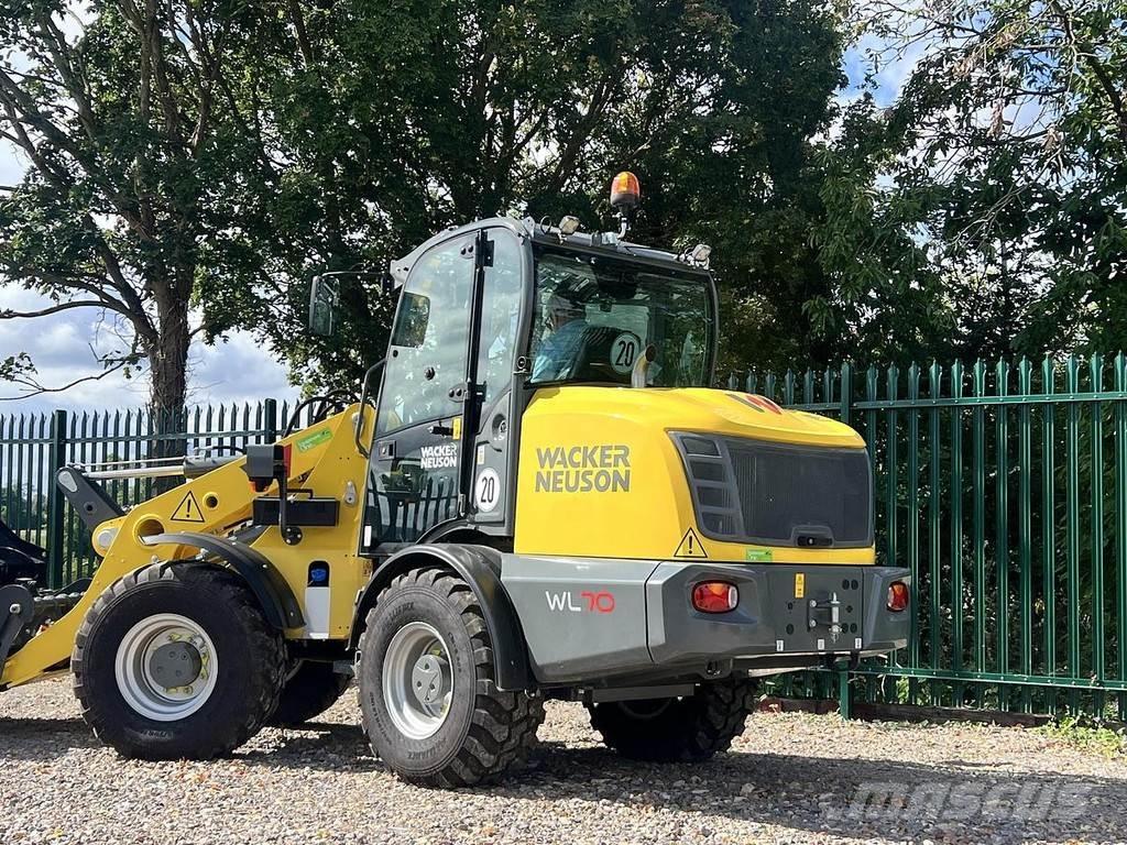 Wacker Neuson WL70 Gumikerekes homlokrakodók