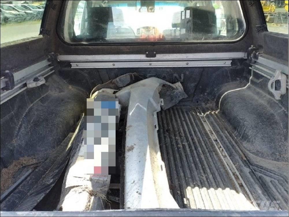 Nissan Navara 1 Kis teherszállító/Platós kocsi