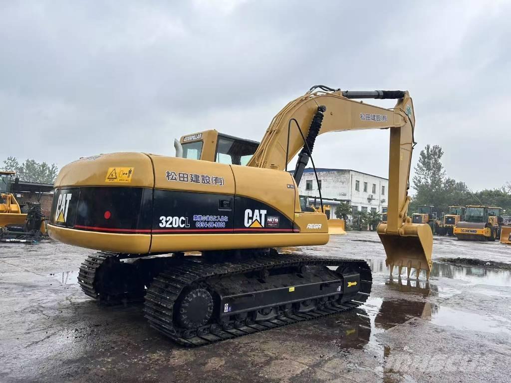 CAT 320 C Közepes (midi) kotrók 7 t - 12 t