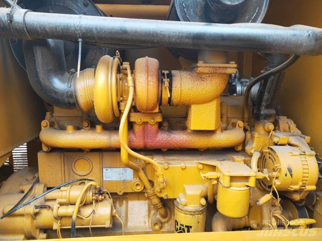 CAT 140K Gréderek