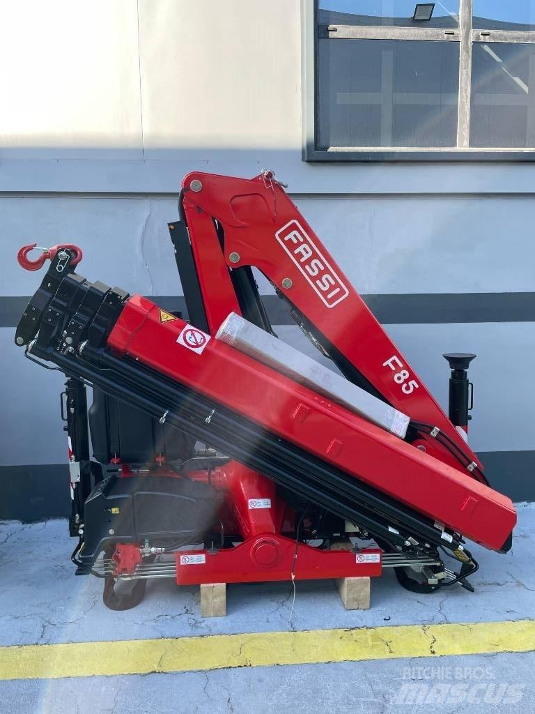 Fassi F85B.0.24 Rakodó daruk
