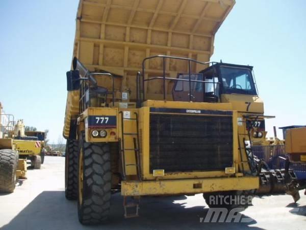 CAT 777 Nehézdömper