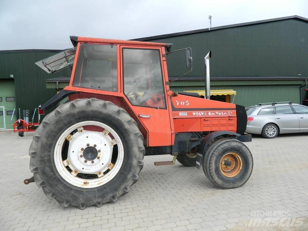 Valmet 705 Traktorok