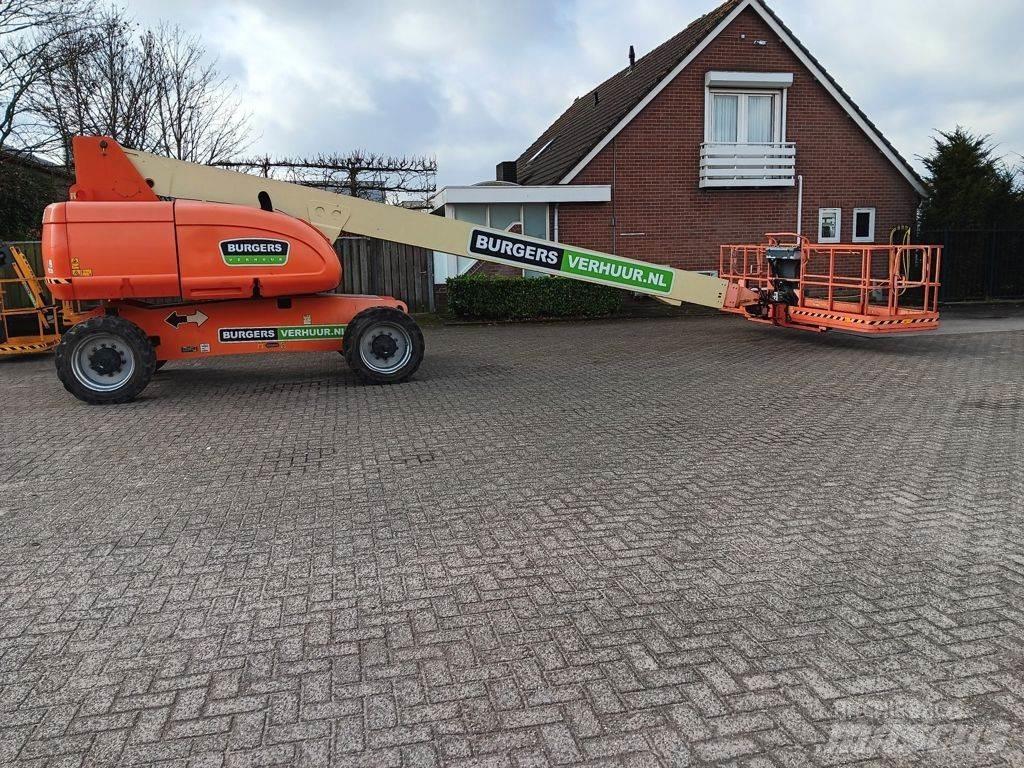 JLG 680S Teleszkópos emelők