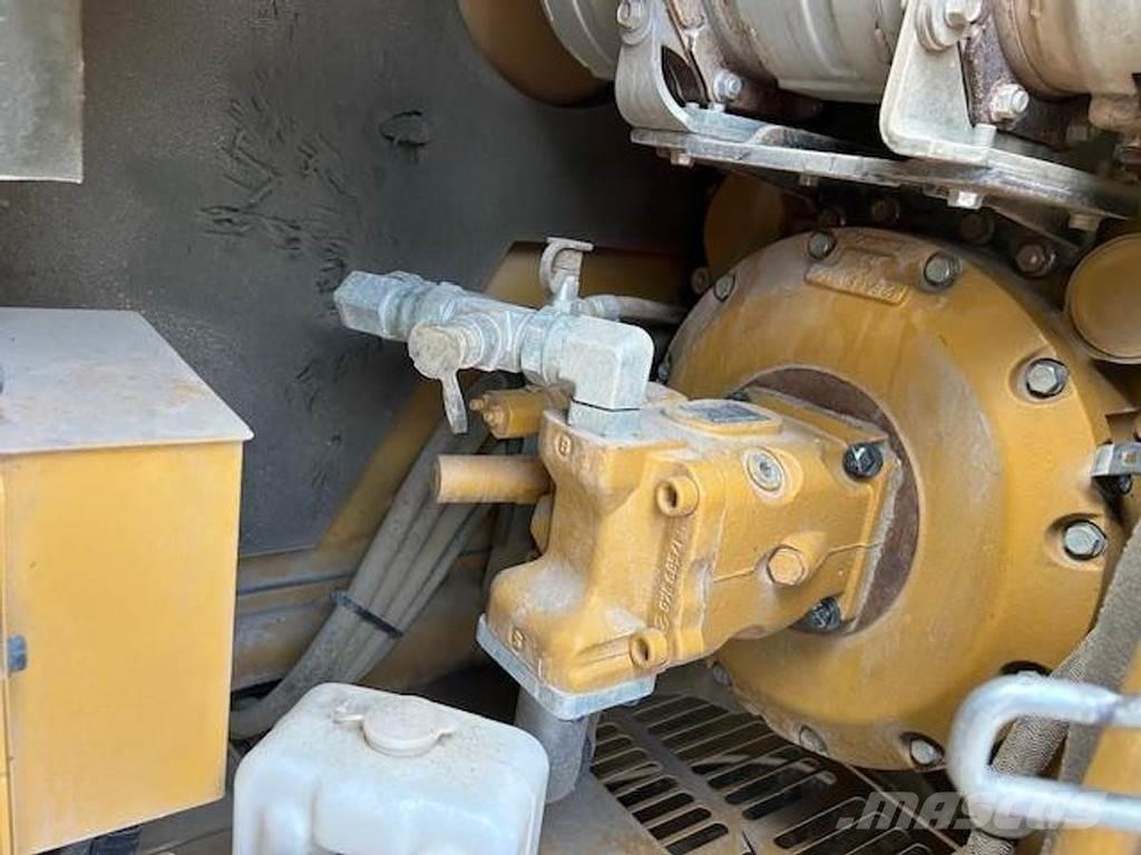 CAT 308E2 CR Speciális kotrók