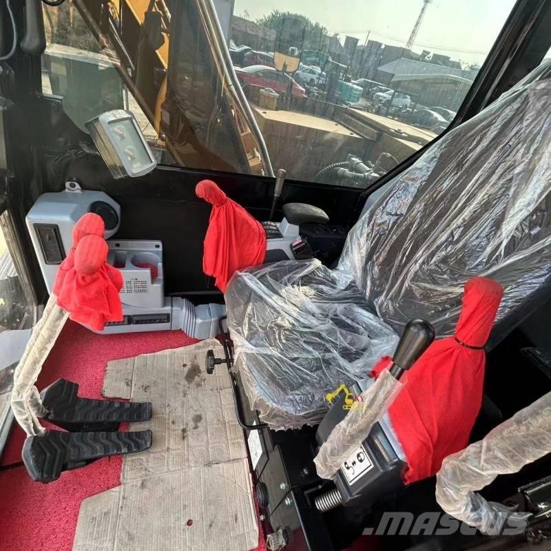 CAT 307E2 Lánctalpas kotrók