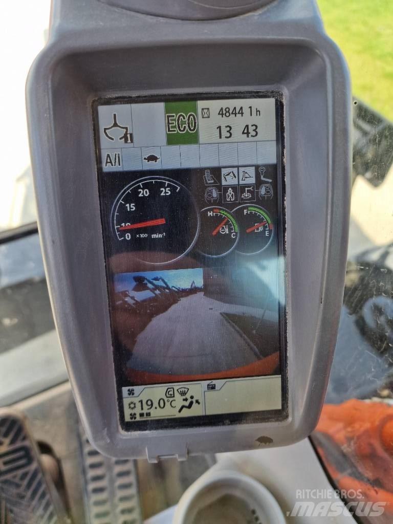 Hitachi ZX220W-6 Gumikerekes kotrók