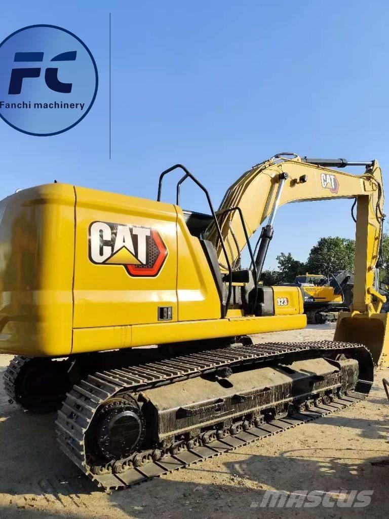 CAT 323 Lánctalpas kotrók
