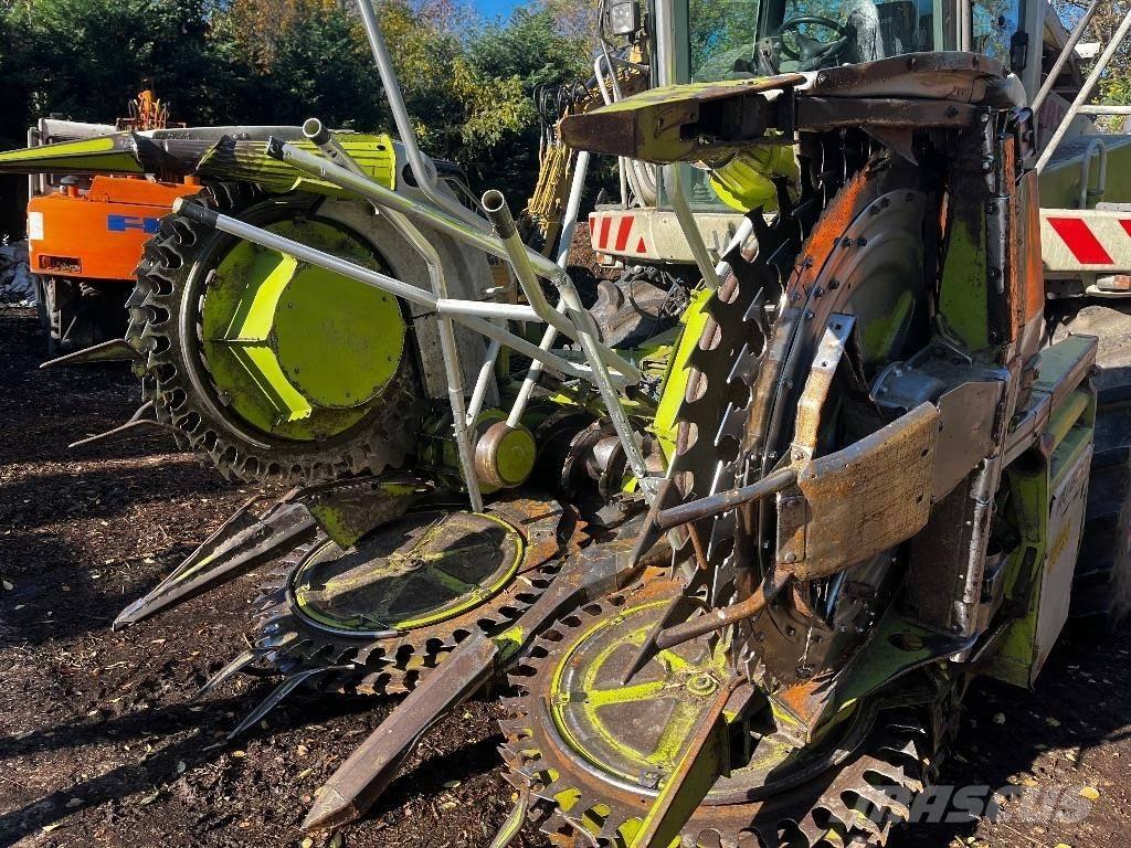 CLAAS RU 600 Önjáró szecskázók