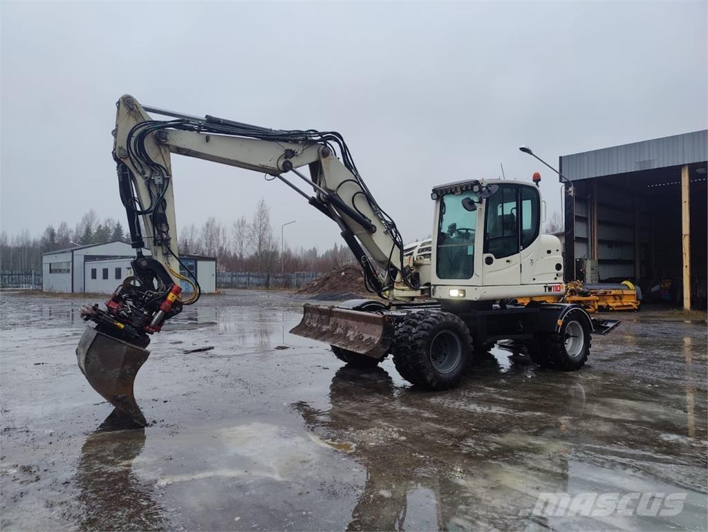 Terex 110W Gumikerekes kotrók