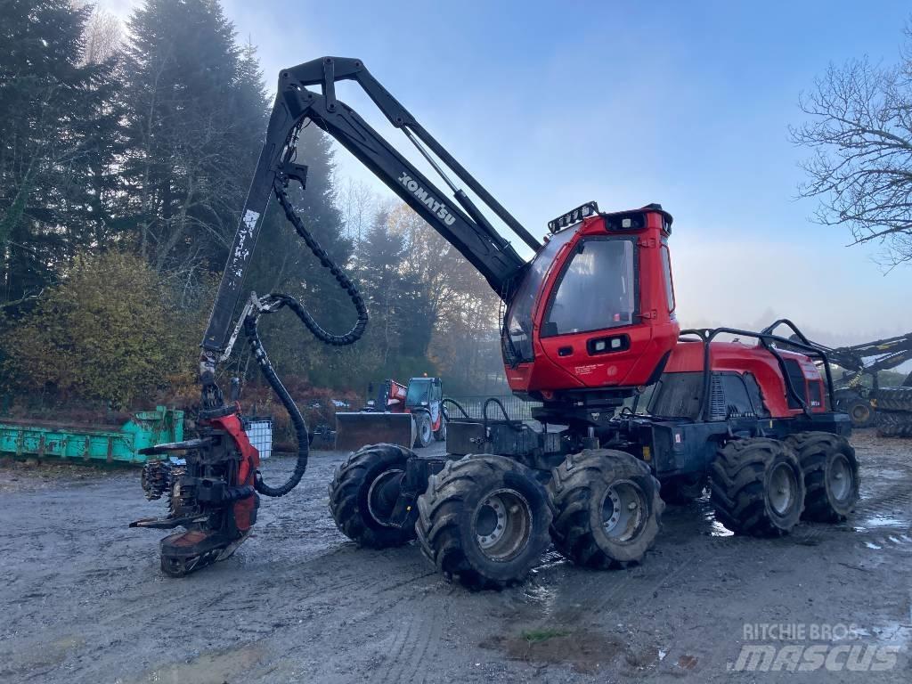 Komatsu 901XC Betakarítók
