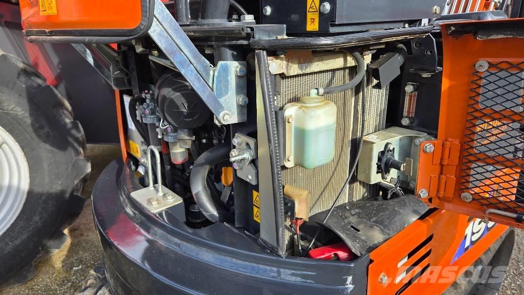 Hitachi ZX 19 Mini kotrók < 7t