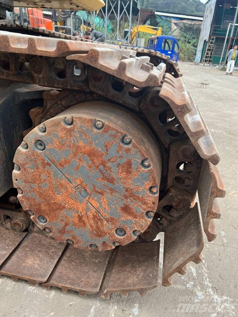Komatsu PC 490 Lánctalpas kotrók