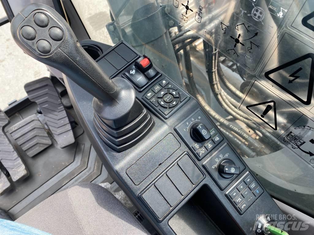 Volvo EC200 ENL Lánctalpas kotrók